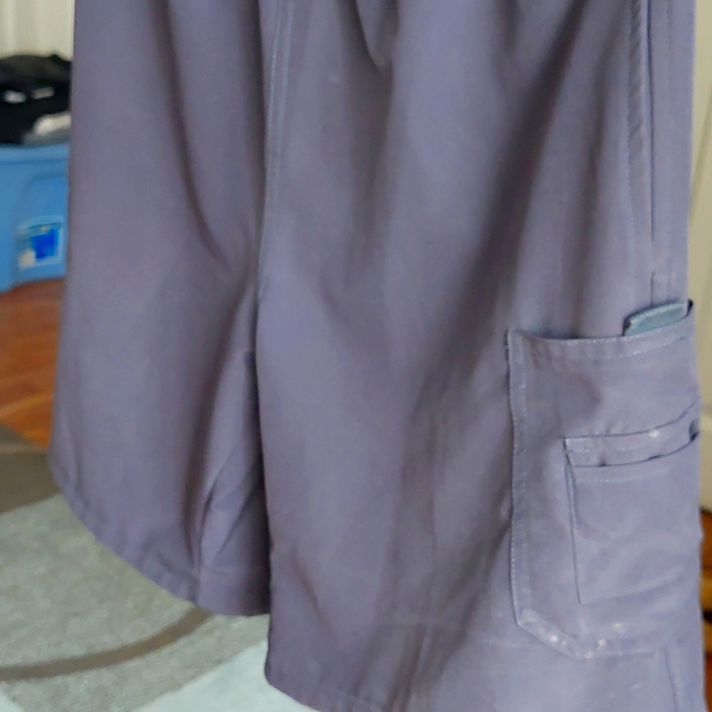 Light Shorts - Picture 3 of 4
